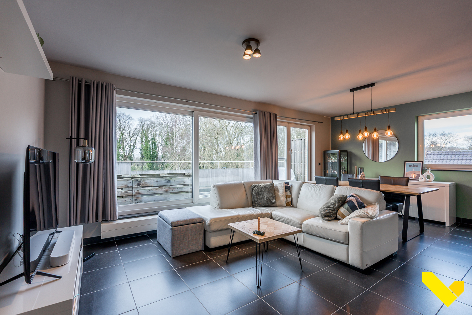 Duplex appartement met terras, garage en staanplaats - foto 3