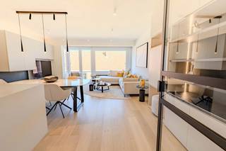 Dit prachtig gelegen appartement bevindt zich op wandelafstand van zowel het bruisende centrum als het idyllische Zegemeer.De indeling is als volgt:...