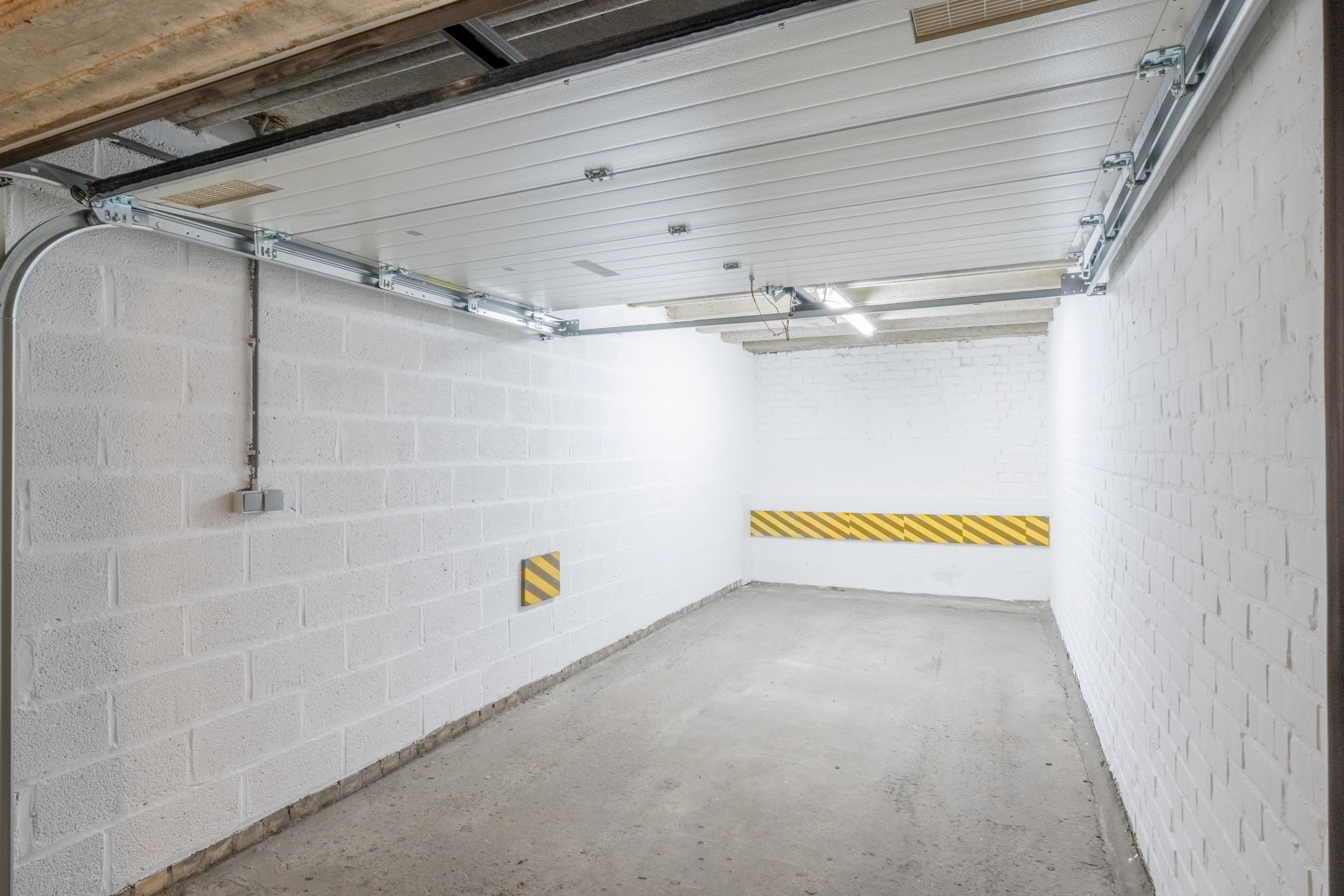 Garage à louer à Bruges - photo 4