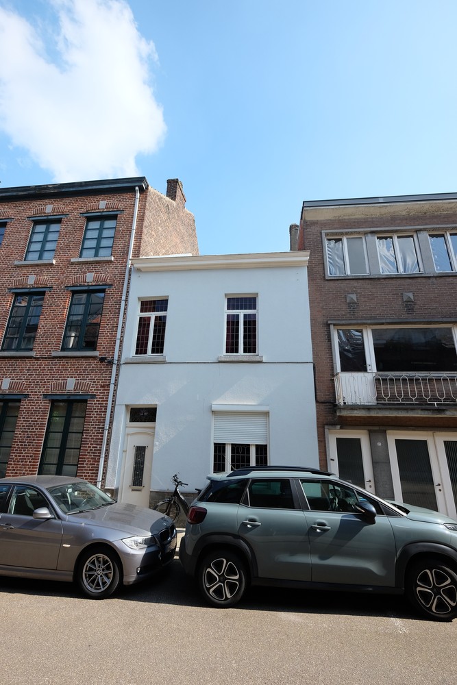 Te renoveren stadswoning, betaalbaar wonen in het centrum van de stad! - foto 2