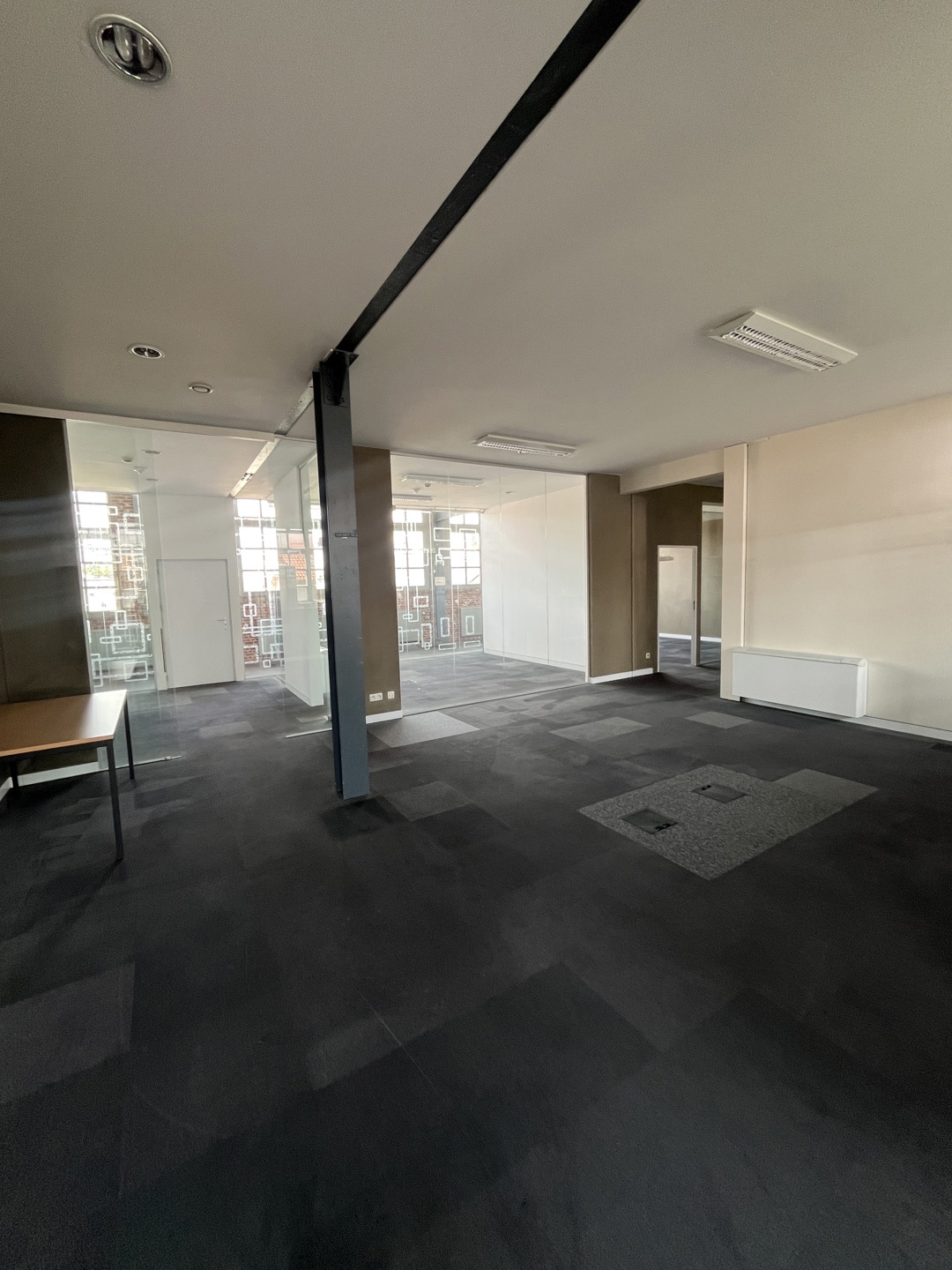 Commercial for rent in Anderlecht - photo 1