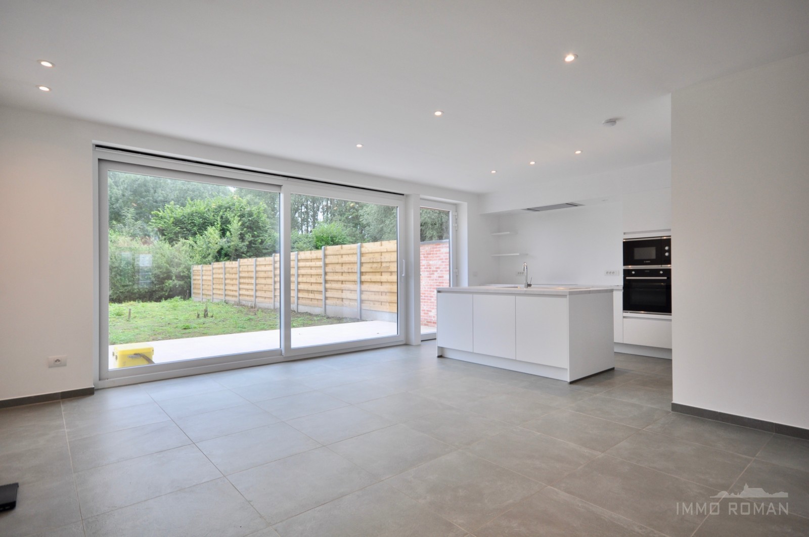 Recente woning met carport en mooie tuin te Kluisbergen - foto 4