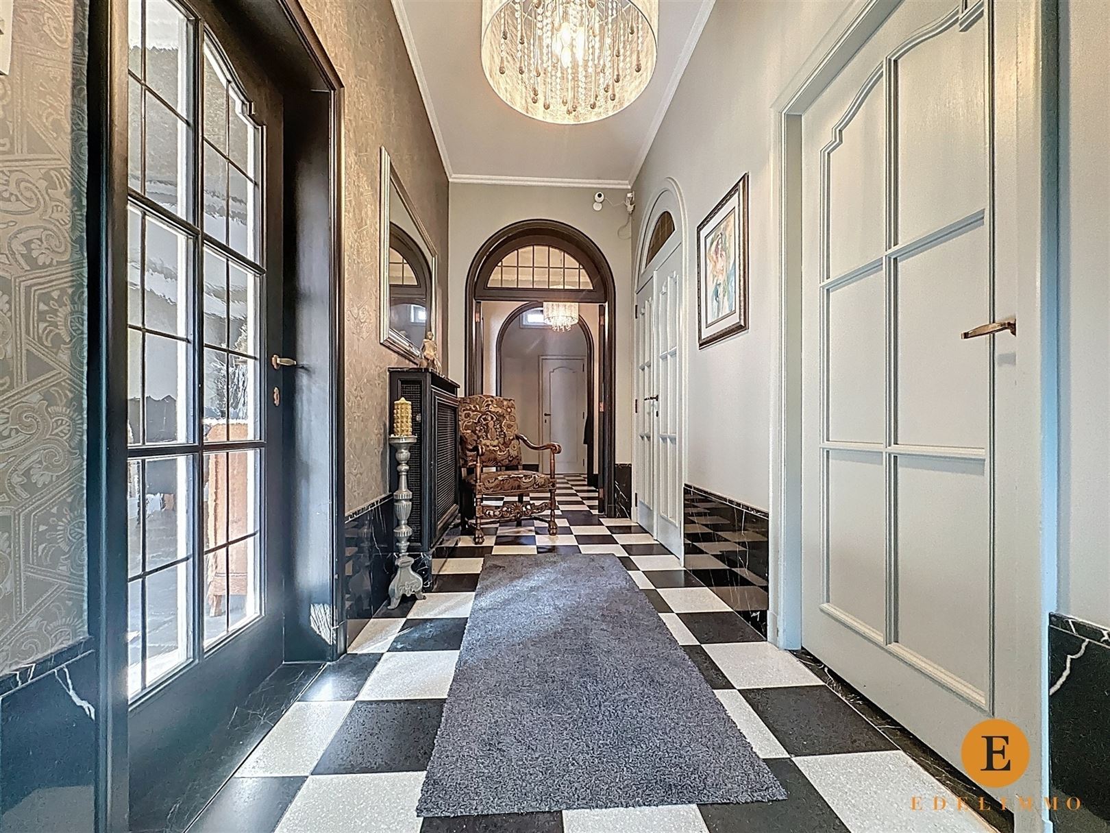 Maison à vendre à Saint-Nicolas avec 4 chambres - photo 1