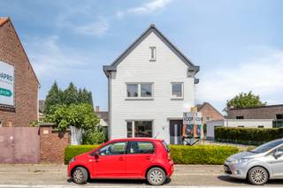 Te Koop – Woning met Potentieel in Lanaken📍 2E Carabinierslaan 105, Lanaken🛠️ Bouwjaar: 1948 Op zoek naar een woning met een solide basis én ruimte...