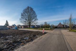 Rustig en residentieel gelegen bouwgrond voor een 4-gevelvillaBouwmogelijkheden:Maximaal 2 bouwlagen + eventuele zolder + eventuele...