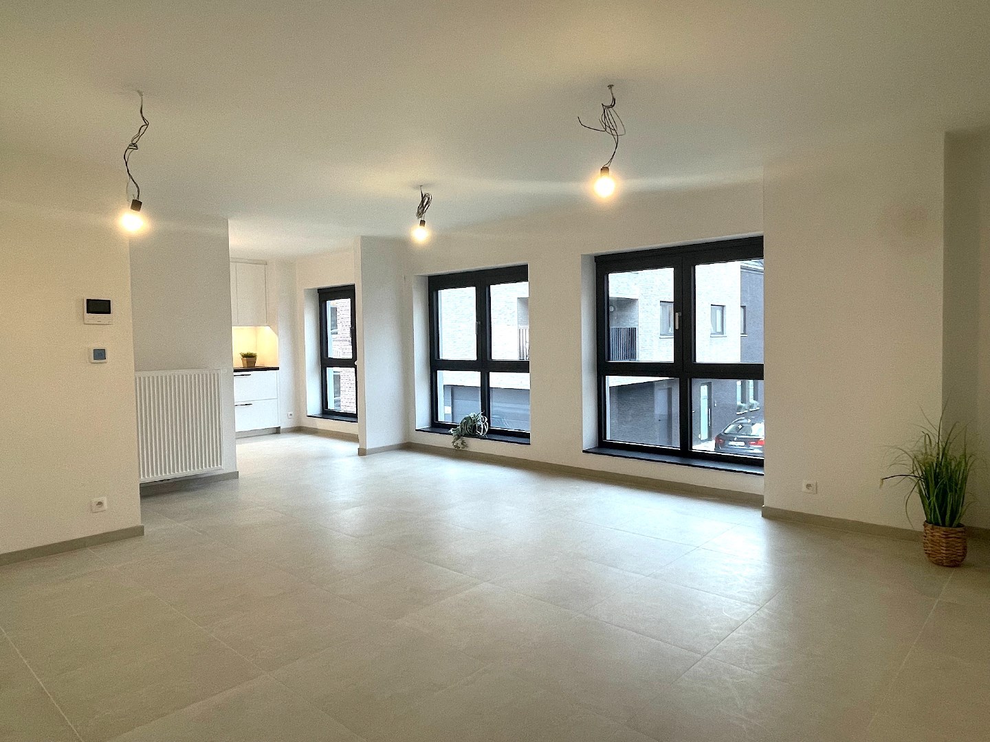 Totaal gerenoveerd, ruim appartement in centrum Lauwe! - foto 3