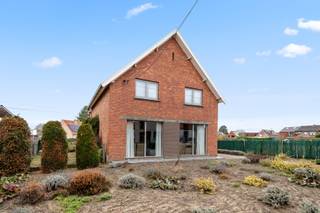 Laat jezelf aangenaam verrassen door deze ruime en instapklare woning aan de rand van Keerbergen.De woning is gebouwd op een perceel grond van ruim...