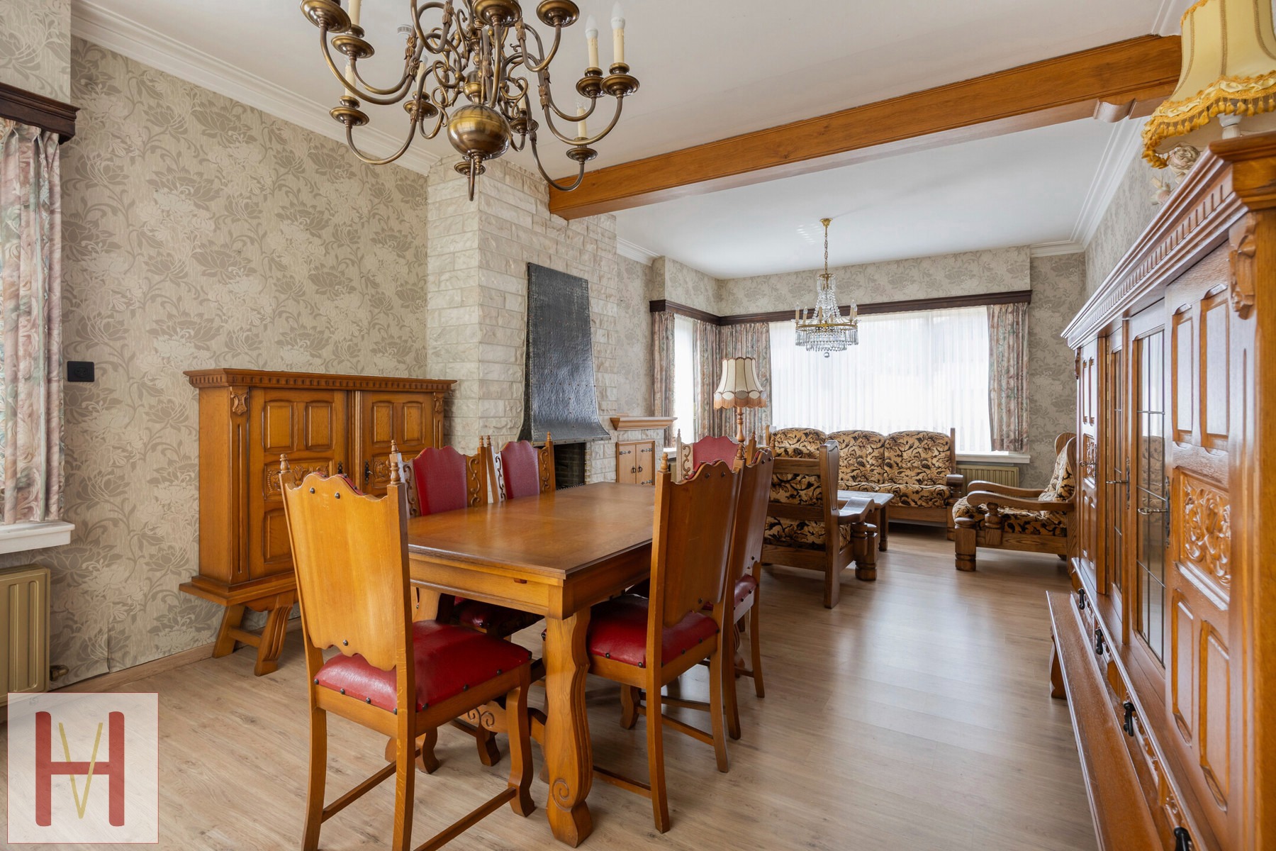 Te renoveren woning met veel mogelijkheden. - foto 5