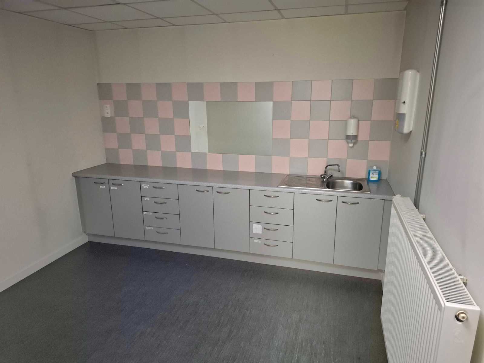 Commercial for rent in Geel - photo 5