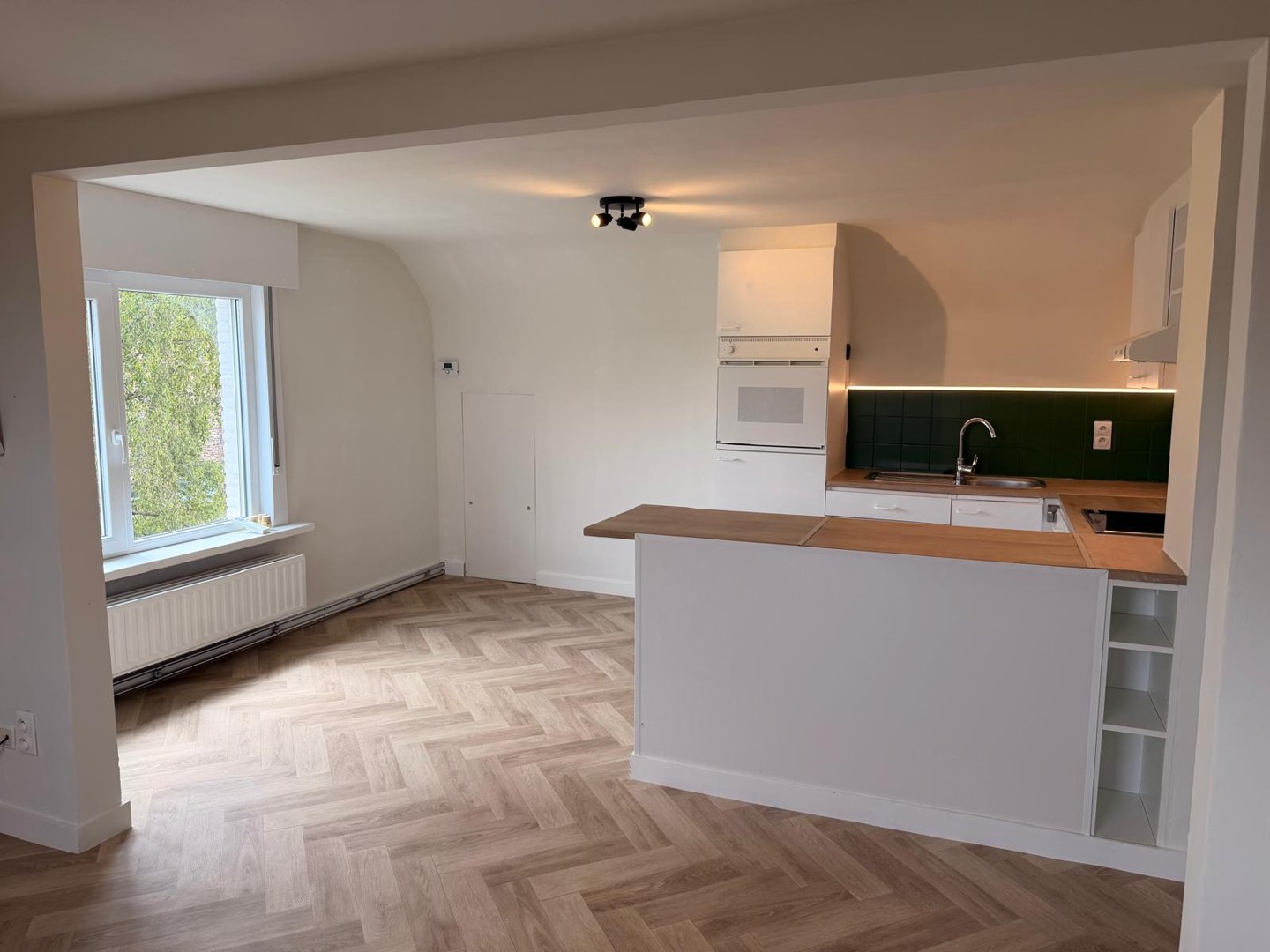 Apartment for rent in Heist-Op-Den-Berg with 1 bedroom - photo 4