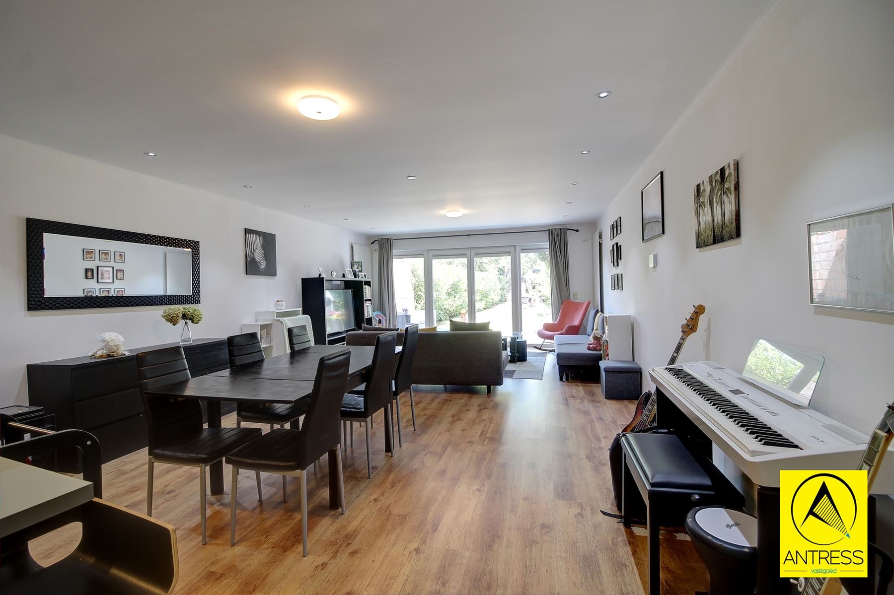 Gezinswoning met 3-4 slaapkamers en prachtige tuin. Mogelijkheid tot uitbreiding! - foto 4