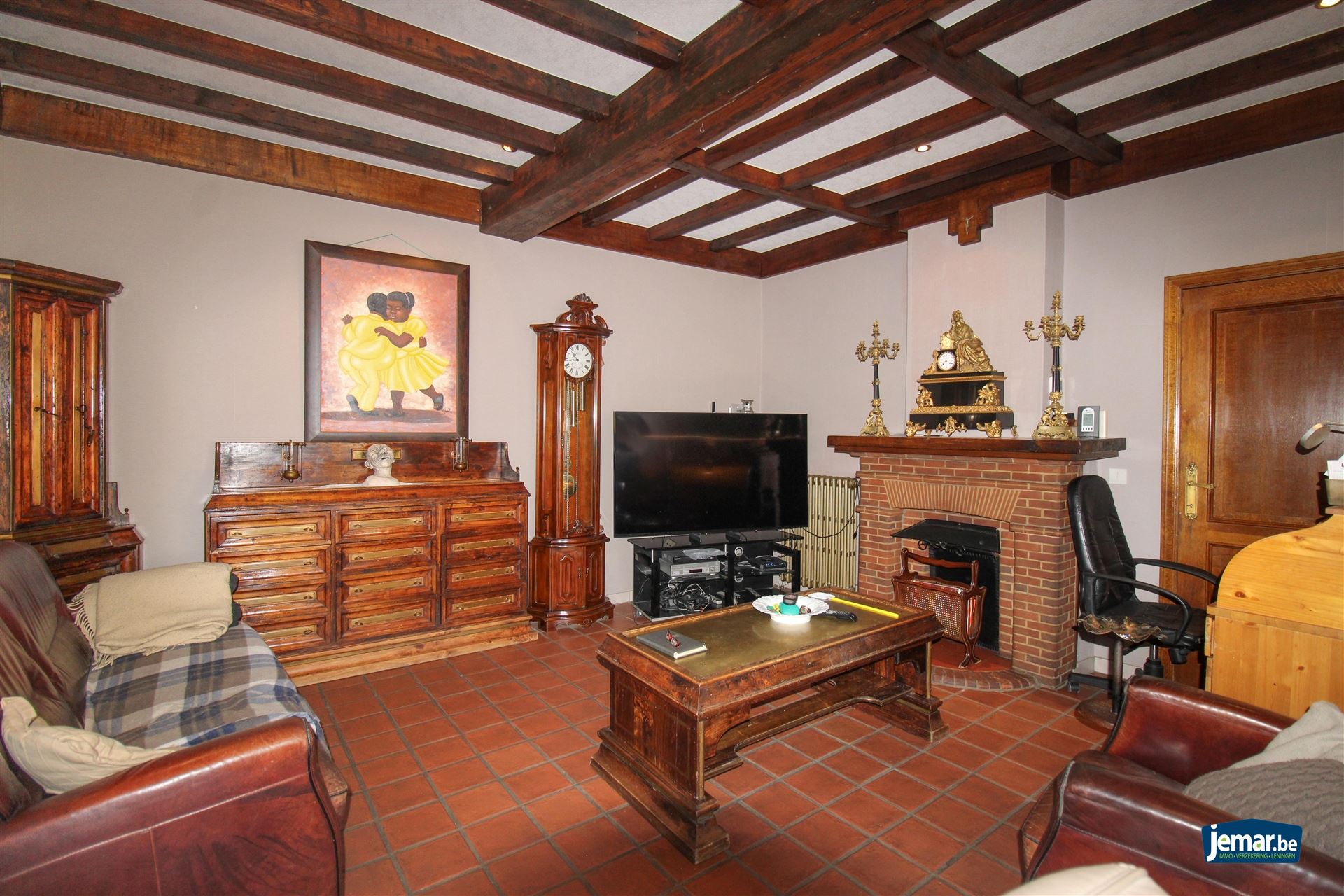 Karaktervol handelspand met woonst op toplocatie – ideaal om wonen en werken te combineren in het hart van Maasmechelen! - foto 4