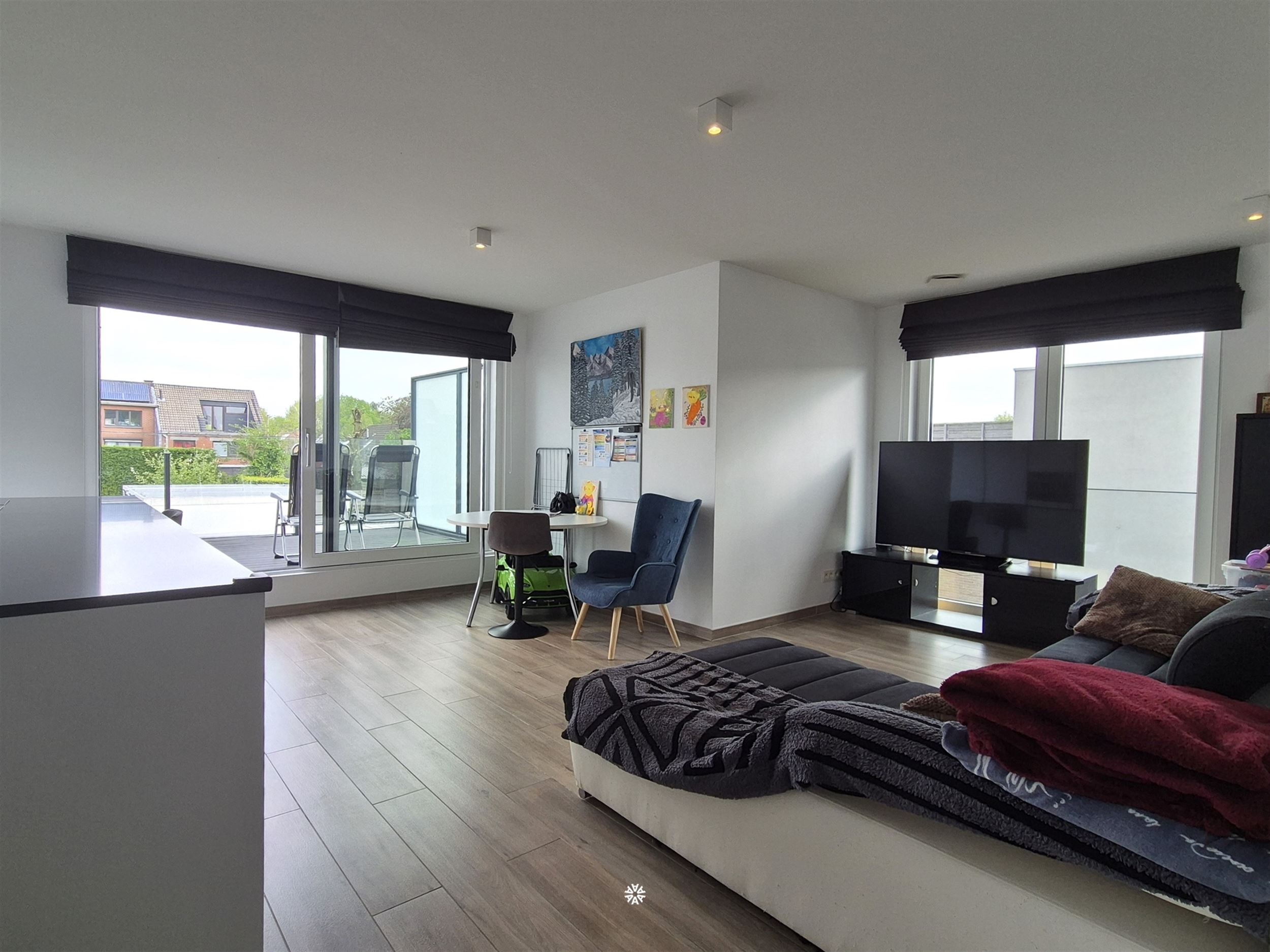 Luxueus laag-energie appartement met garage in Sint-Niklaas - foto 4