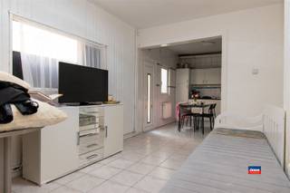 HOBOKEN | WOONHUIS MET VIER SLAAPKAMERS, DRIE BADKAMERS EN KOER | MOMENTEEL OPGEDEELD ALS DRIE WOONUNITS |Indeling als volgt: gelijkvloers : Inkomhal...