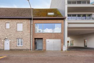 Op te frissen rijwoning te koop in het hartje van WesterloIn de E.J. Van Gansenstraat, midden in het centrum van Westerlo, bevindt zich deze...