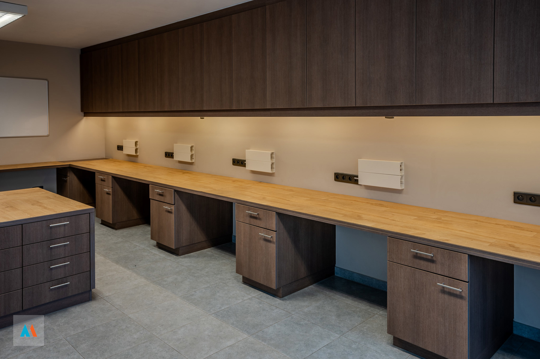 Eéngezinswoning met mooie, aangelegde tuin - foto 5