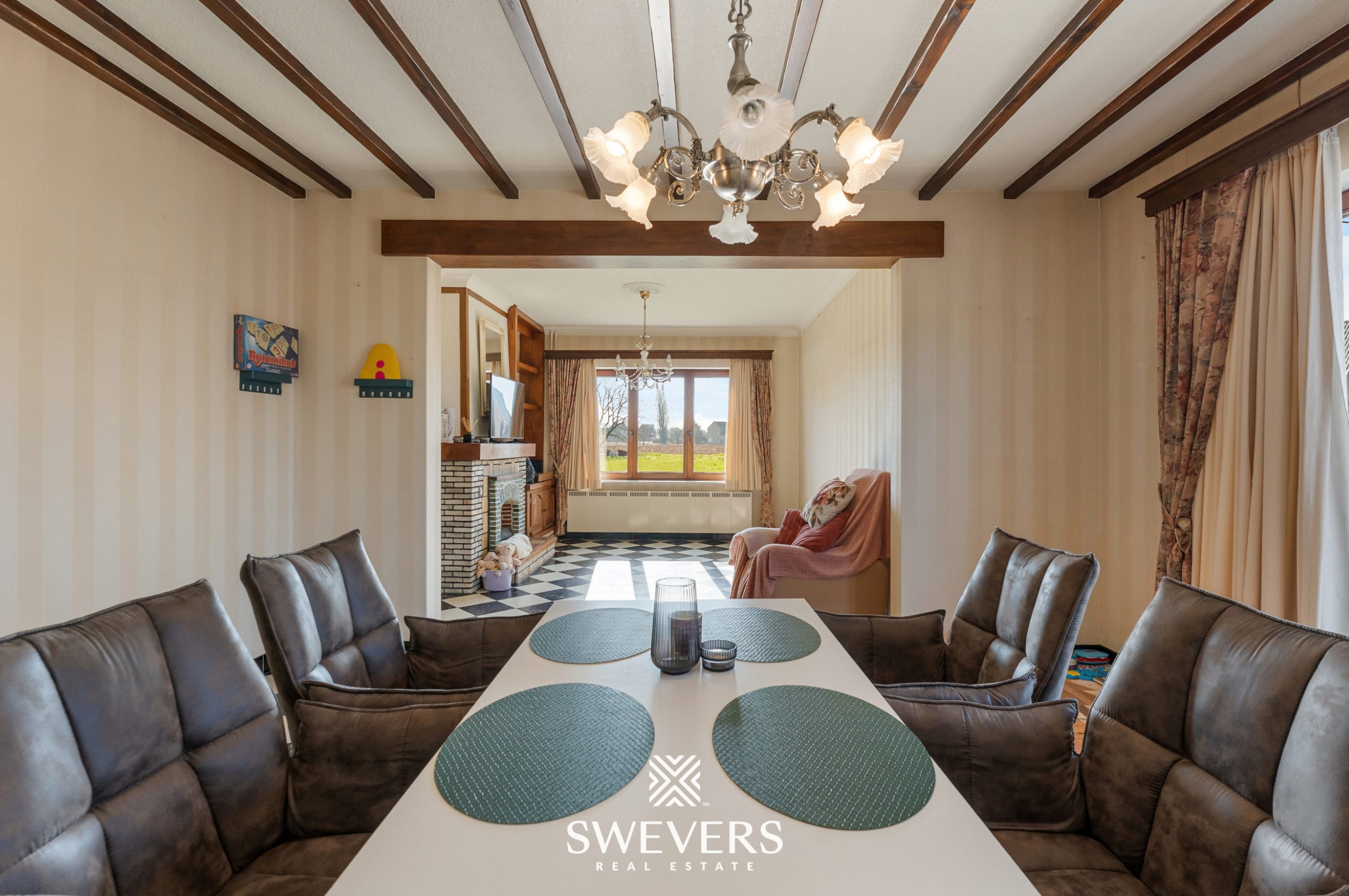 Te renoveren woning met 4 slaapkamers, grote tuin en omliggende velden op rustige ligging nabij centrum Diepenbeek - foto 5