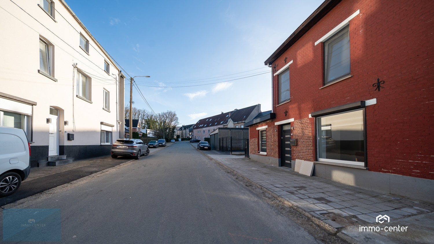 🏡 Gerenoveerde gezinswoning met tuin in Genk – EPC. C - foto 3