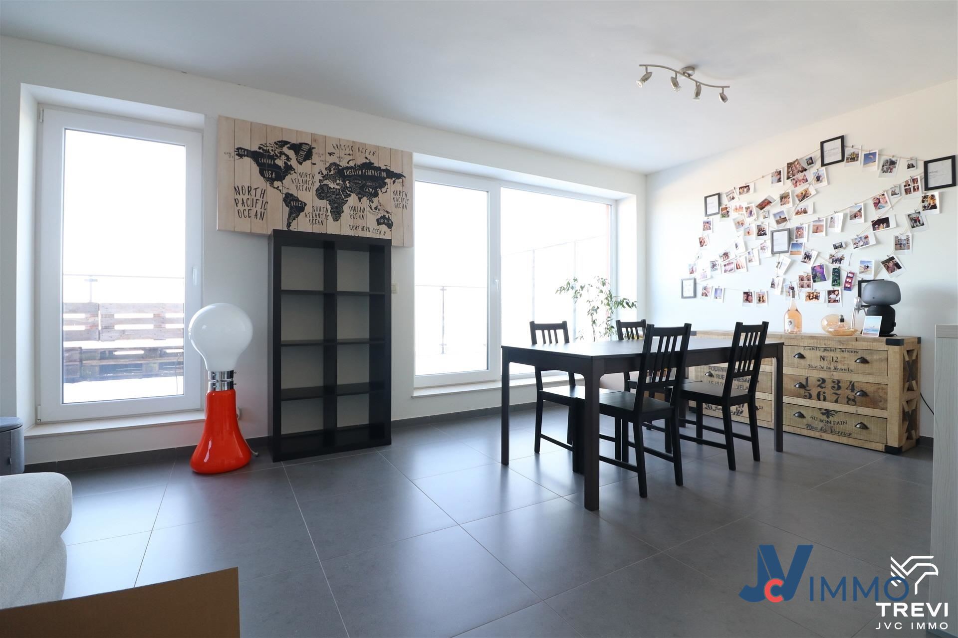 Appartement te huur in Grâce-Berleur met 2 slaapkamers - foto 4
