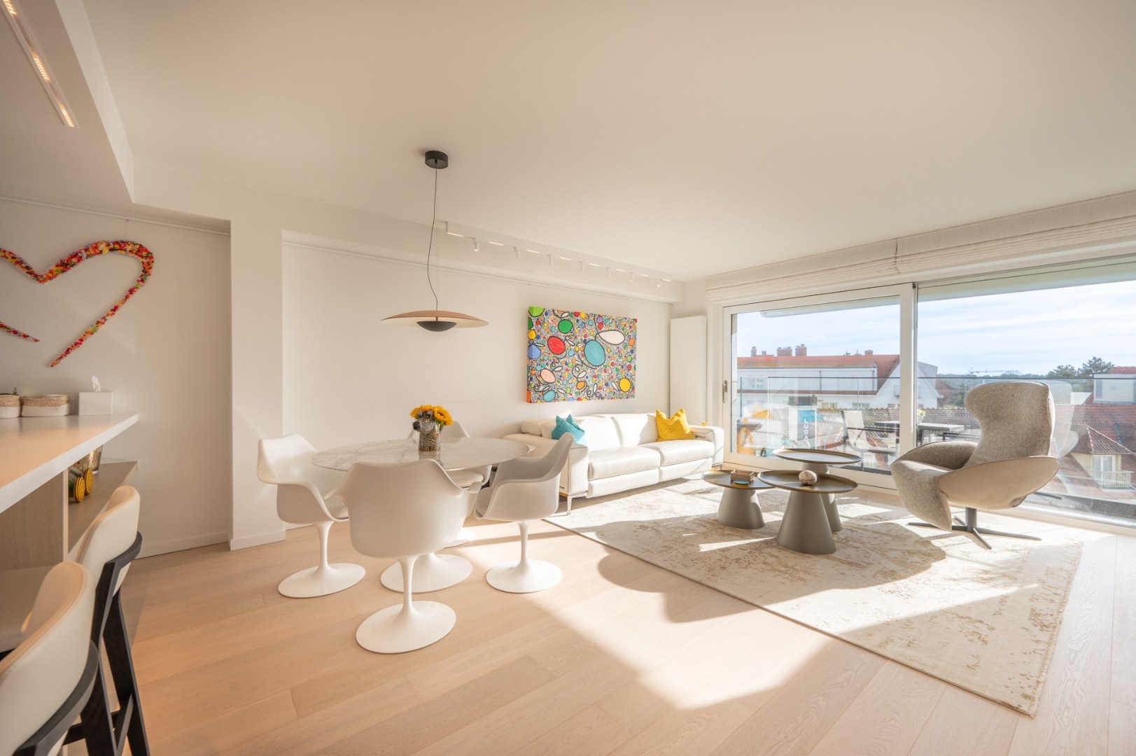 Emplacement de premier choix au Zoute : appartement rénové entre la place Albert et la place du Triangle. - photo 2