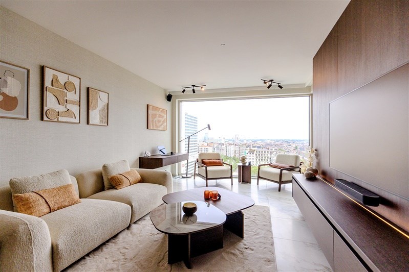Exclusief gemeubeld 1- slaapkamerappartement in Antwerp Tower - foto 1