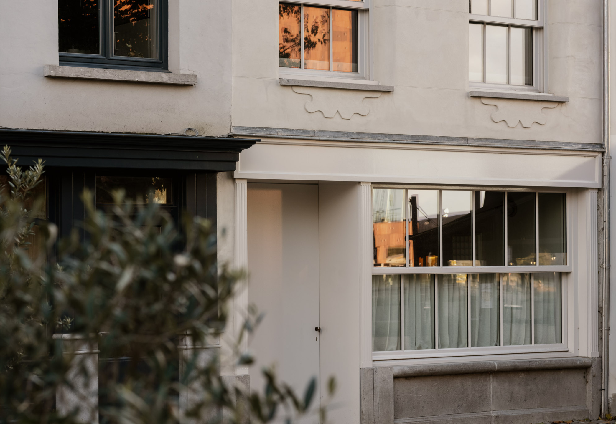 ANTWERPEN EILANDJE - ARCHITECTURALE TOWNHOUSE - foto 2