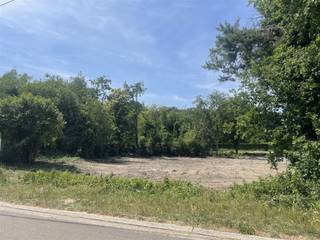 Residentieel gelegen bouwgrond In de wijk Bret-Gelieren, nabij Kattevenia en het ZOL.Dit bouwrijp perceel van 9a10ca en een straatbreedte van 22m...