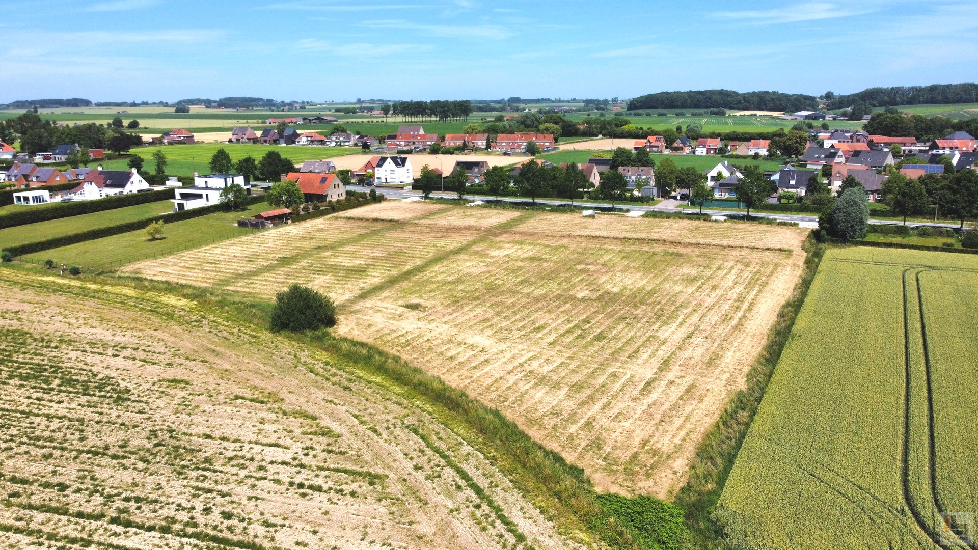 Nog slechts 3 prachtige bouwloten met landelijk verzicht, geschikt voor villabouw - foto 2