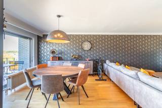 Bent u op zoek naar een instapklaar appartement met een uitstekende bereikbaarheid? Dan is dit ruim en lichtrijk appartement op de 6de...