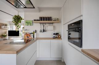 Maison à clochettes économe en énergie et prête à l'emploi avec 3 chambres, un bureau et un jardin ensoleillé. Situé dans le quartier populaire de...