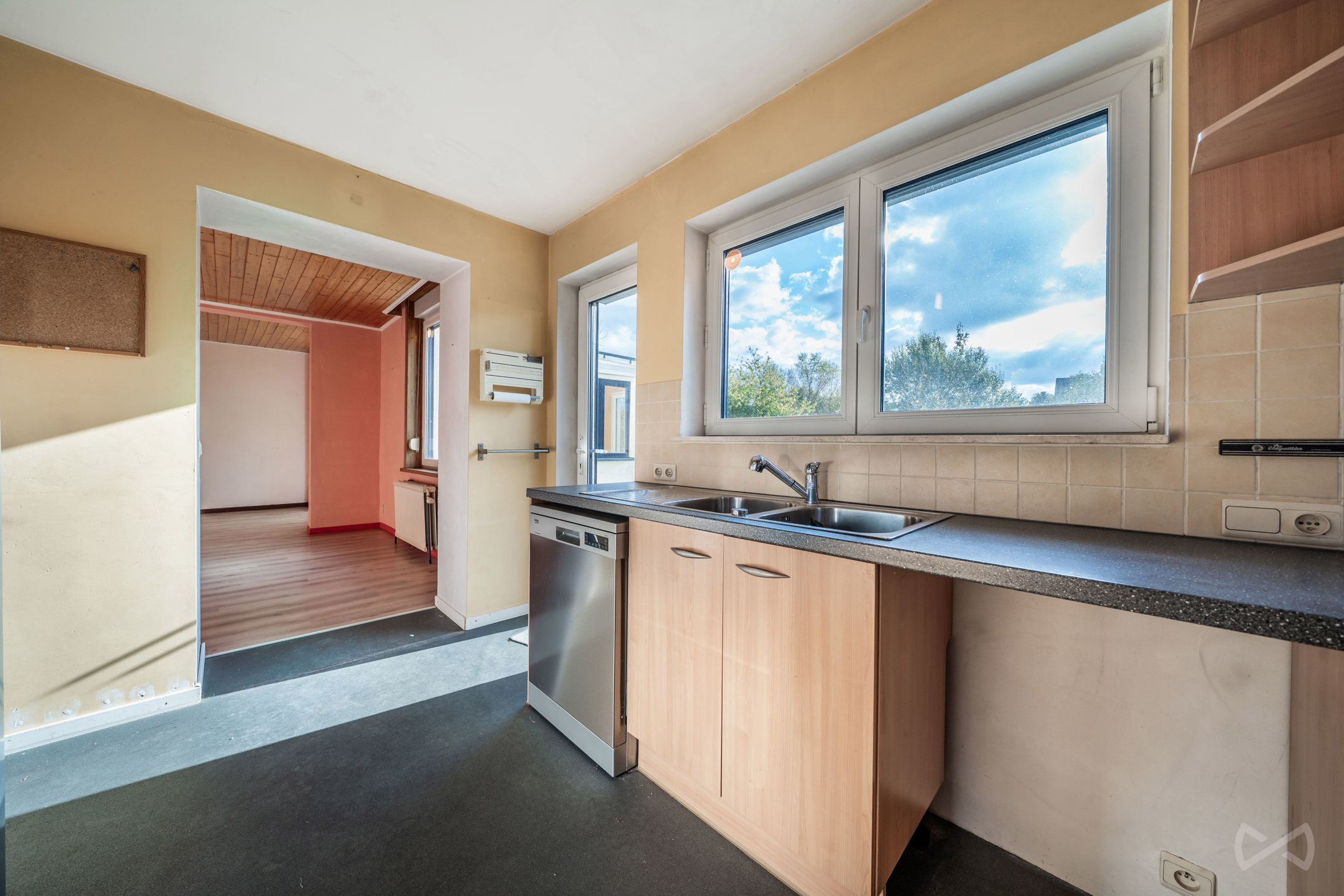Huis te koop in Court-Saint-Étienne met 5 slaapkamers - foto 5