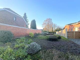 Bouwgrond van 495 m² voor halfopen bebouwing.Deze mooie bouwgrond is gelegen in een bijzonder rustige, doodlopende straat en biedt toch een...