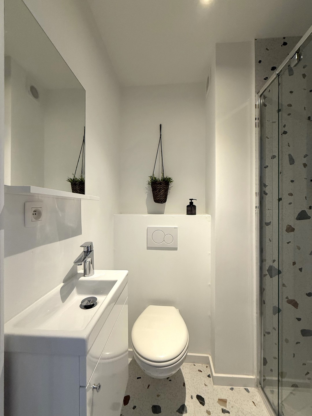 Fijne lichtrijke studio vlakbij de Bourgoyen - foto 3