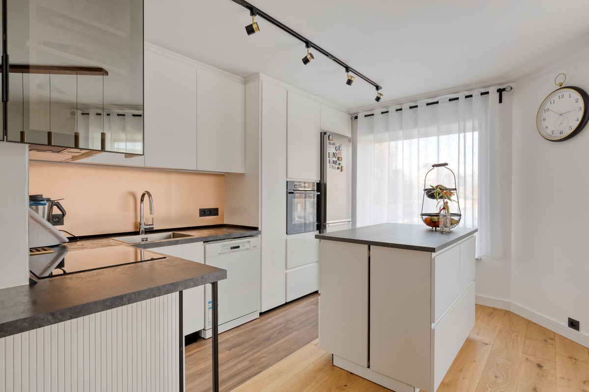 Uitzonderlijk appartement van 190 m², volledig gerenoveerd, in het centrum van Strombeek - foto 5