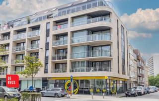 - Appartement lumineux,- Situation très centrale,- Immeuble jeune,- Possibilité d'acheter un garage box dans l'immeuble.Cet appartement prêt à...