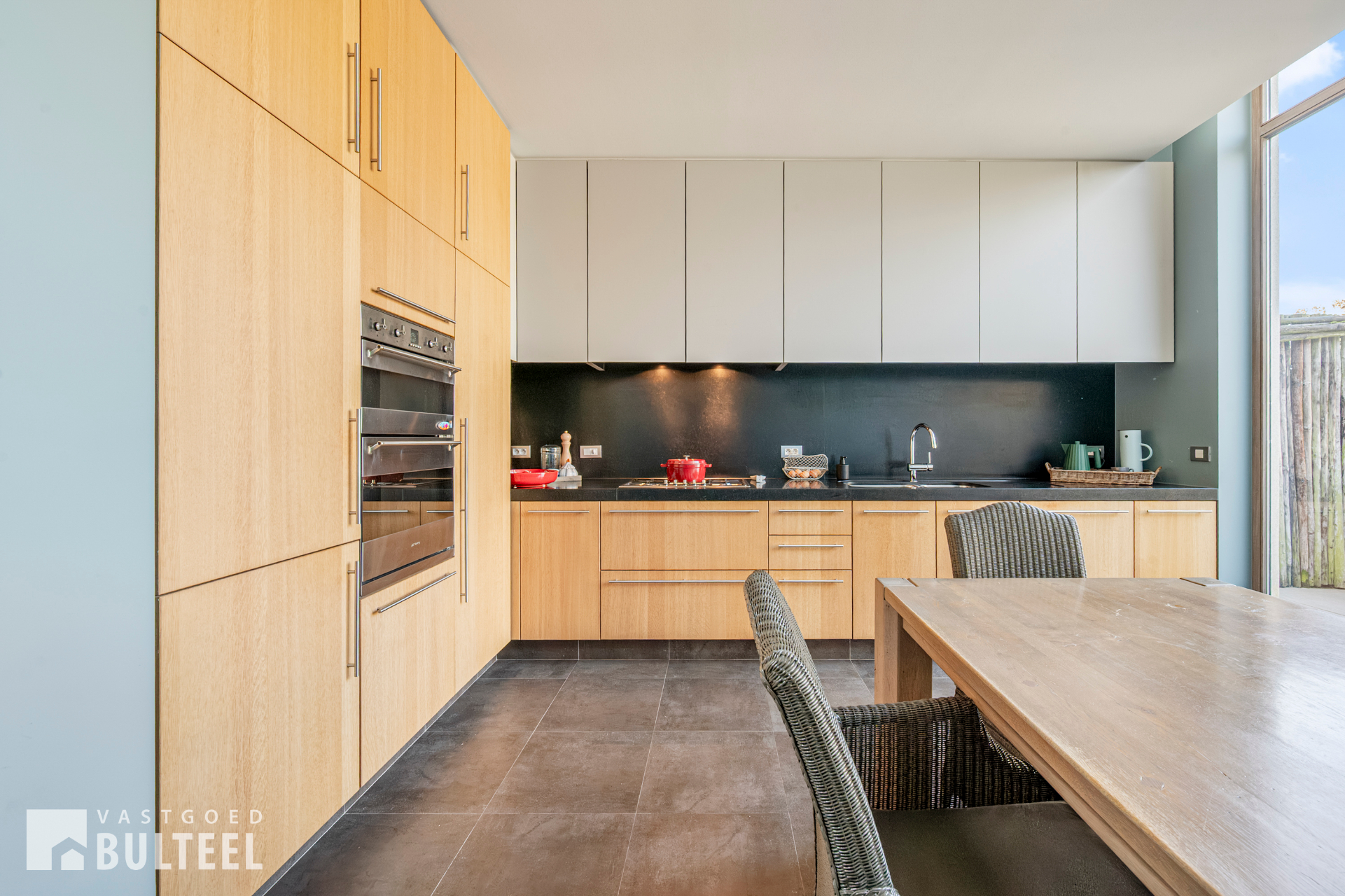 Instapklare woning met 2 slaapkamers en stadsterras. - foto 2