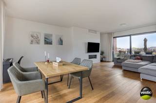 In de stijlvolle Residentie "Via Palladio", gelegen in de rustige Heilig-Hartwijk, vlakbij de Kanaalkom en op wandelafstand van het centrum...