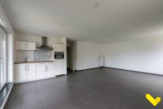 Interessant appartement op een boogscheut van centrum Mol!Het appartement bevindt zich op de eerste verdieping en is bereikbaar met de lift/trap.Via...