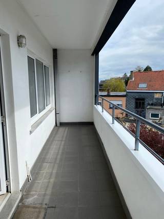 Appartement op de eerste verdieping, ideaal gelegen in een rustige eenrichtingsstraat in het centrum van Kortenberg en op wandelafstand van...