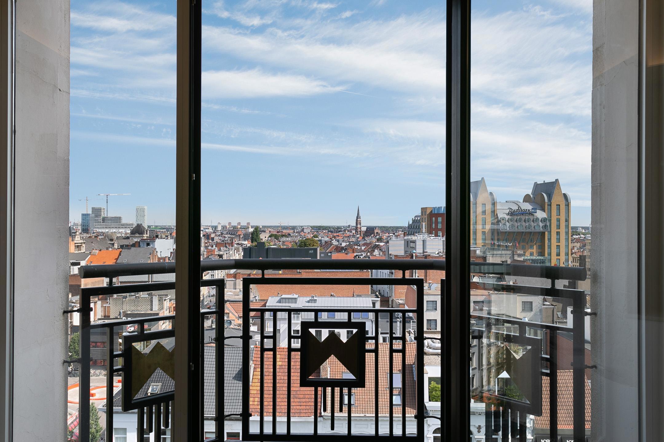 Commercial à louer à Anvers - photo 4