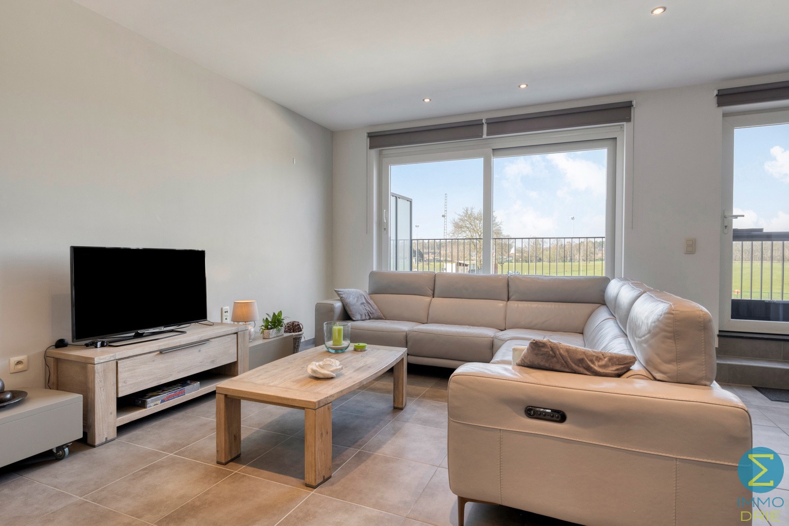 Verzorgd appartement met 2 slaapkamers en garage - foto 5