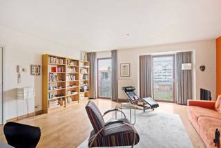 Lichtrijk en energiezuinig appartement nabij Antwerpen-CentraalIn de Lange Kievitstraat in Antwerpen bevindt zich dit lichtrijke en energiezuinige...