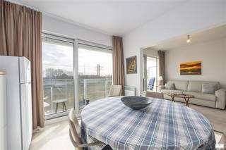 De lichtrijke studio in de recent vernieuwde residentie "Zeegalm" biedt alles wat je nodig hebt voor comfortabel wonen, als tweede verblijf of...