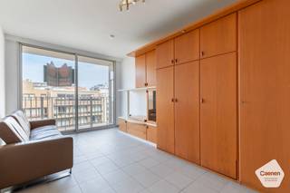 Deze op te frissen studio bevindt zich op de vijfde verdieping van de residentie 'Santhooft C' te Nieuwpoort-Bad.Dankzij de uitstekende ligging is...