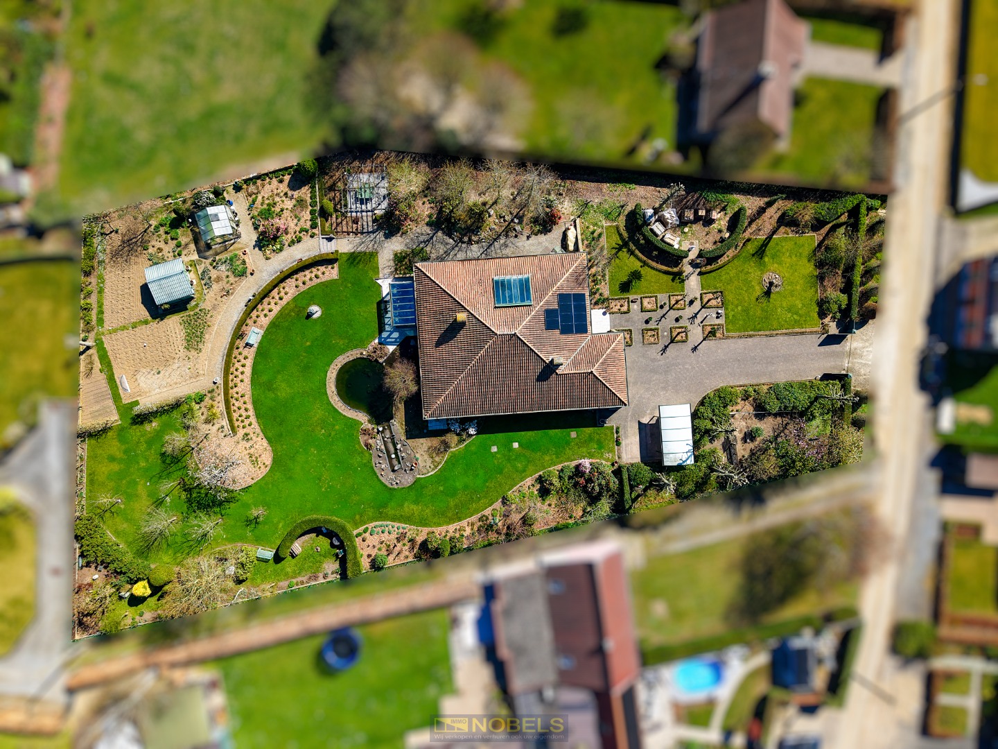 Te koop, Spaanse villa met prachtige tuin op gunstige ligging te Ronse - foto 1