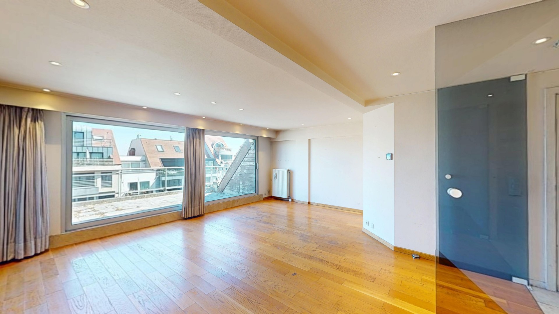 Apartment for sale in Knokke with 3 bedrooms - photo 2
