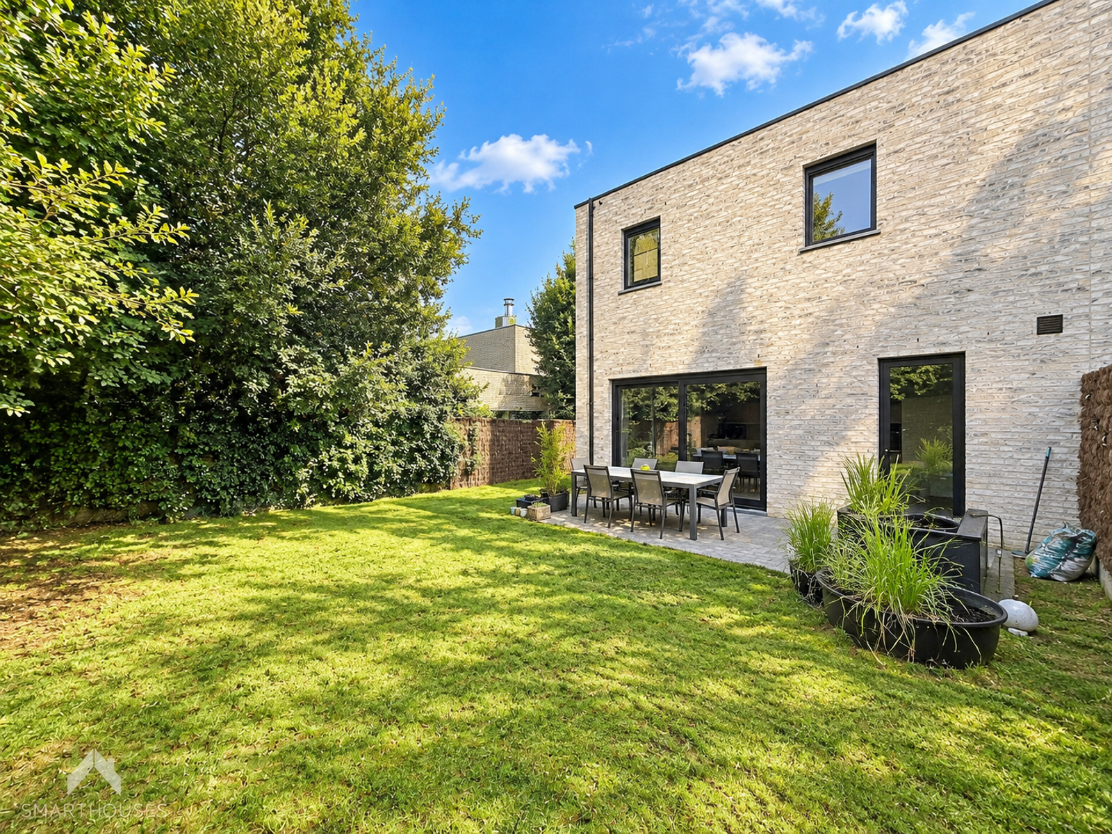 Halfopen BEN-woning met 4 slpkrs, garage, oprit en tuin - foto 5