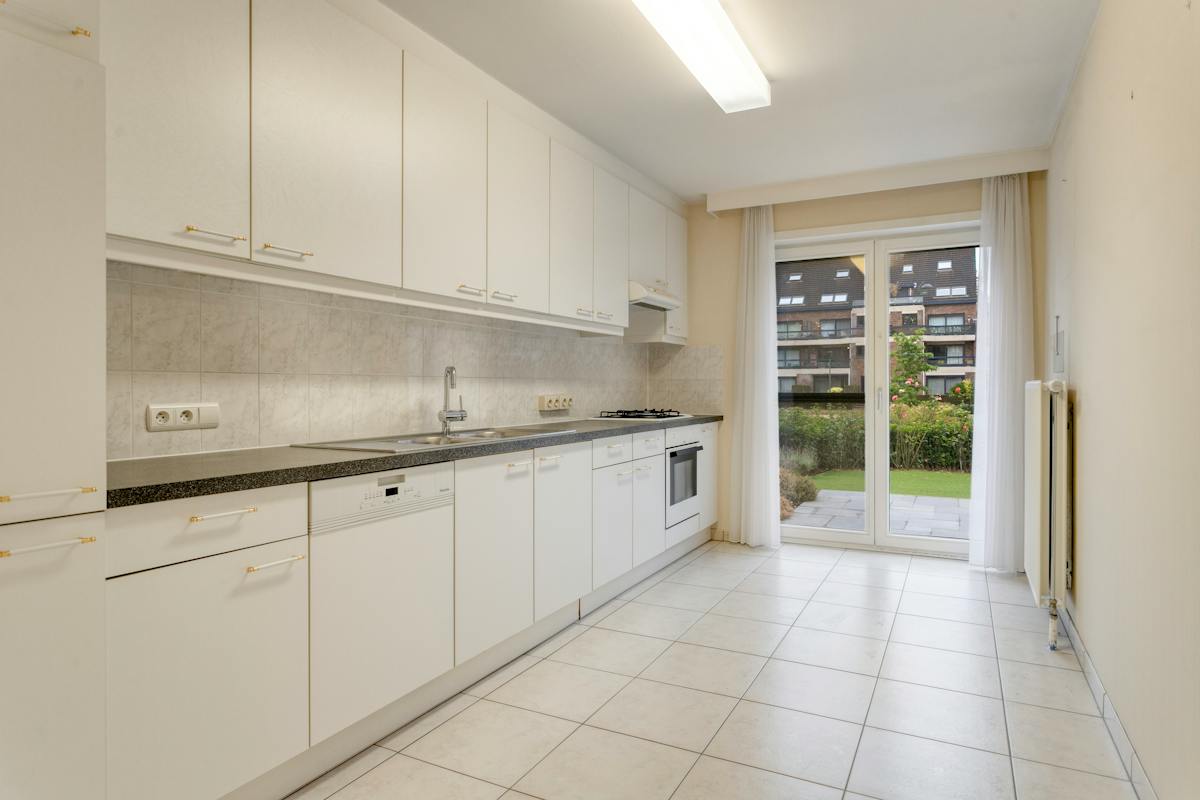 Ruim appartement (103m2) met 2 slaapkamers, terrassen te Sint-Kruis - foto 5