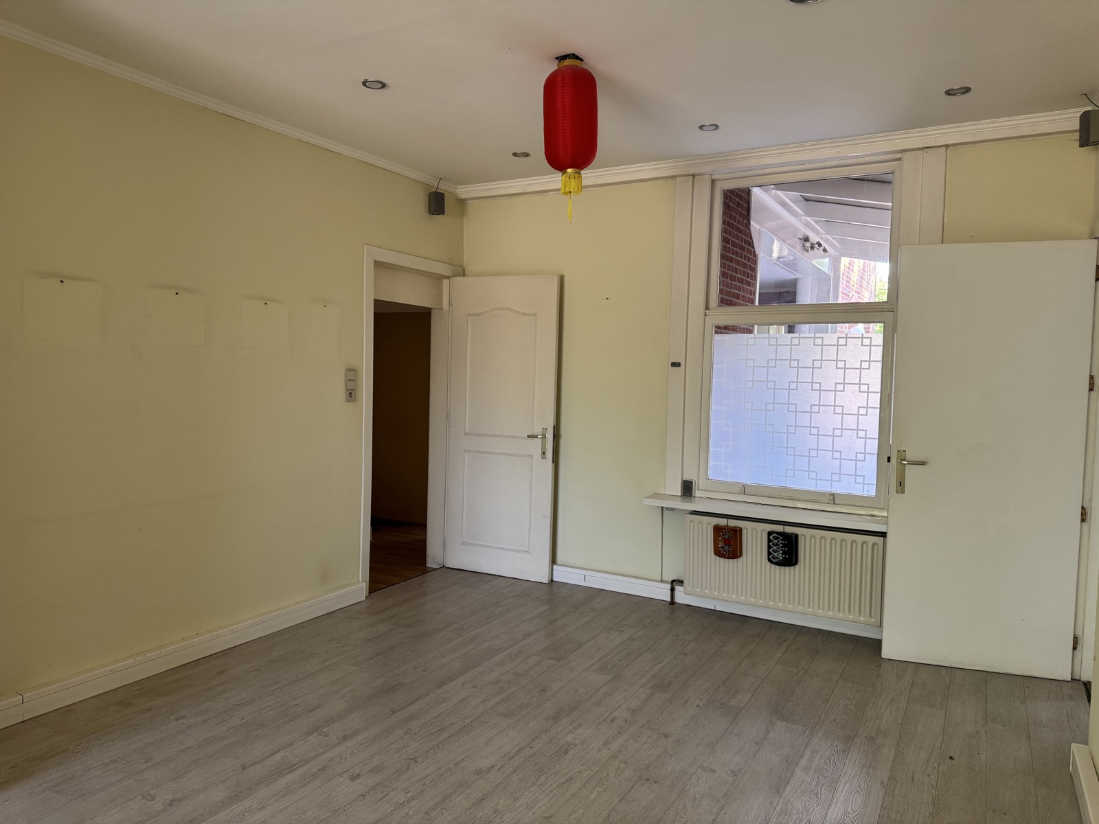Woning met 6 slpks in sterk op te frissen staat, tijdelijk te huur - foto 5