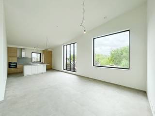 Vandaag nemen we je mee naar de nieuwbouwresidentie Stille Waters, gelegen in het centrum van Sint-Amands. Scholen, winkels en openbaar...